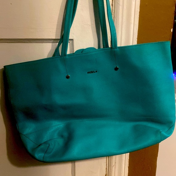 Excellent used condition barely worn small tote bag - Picture 1 of 5